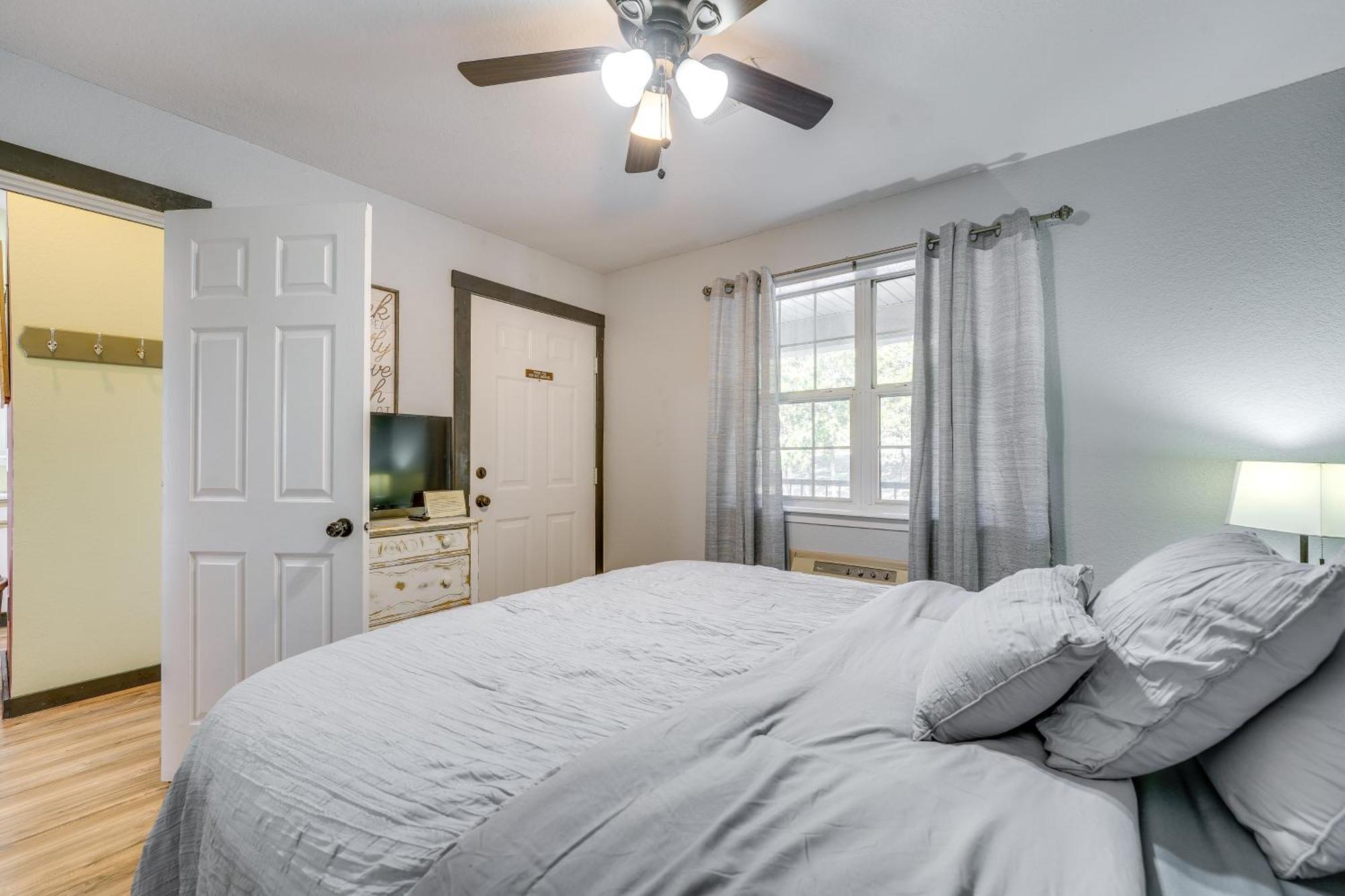 Vibrant Holiday Hills Resort Condo With Balcony Branson Exterior foto
